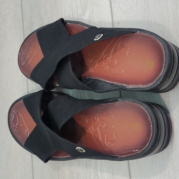 Bzees Womens Comfort Desire Peep Toe Elastic Strap Wedge Sandals shoes sz 10M - Picture 10 of 11